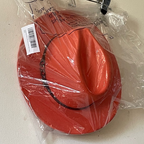 Ladies Hat. - Picture 2 of 6